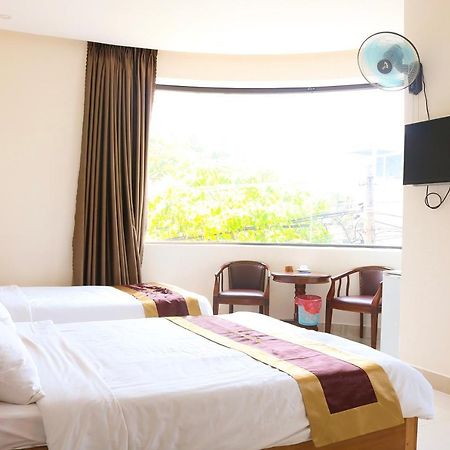 Phuc Ngoc Hotel Дананг Экстерьер фото