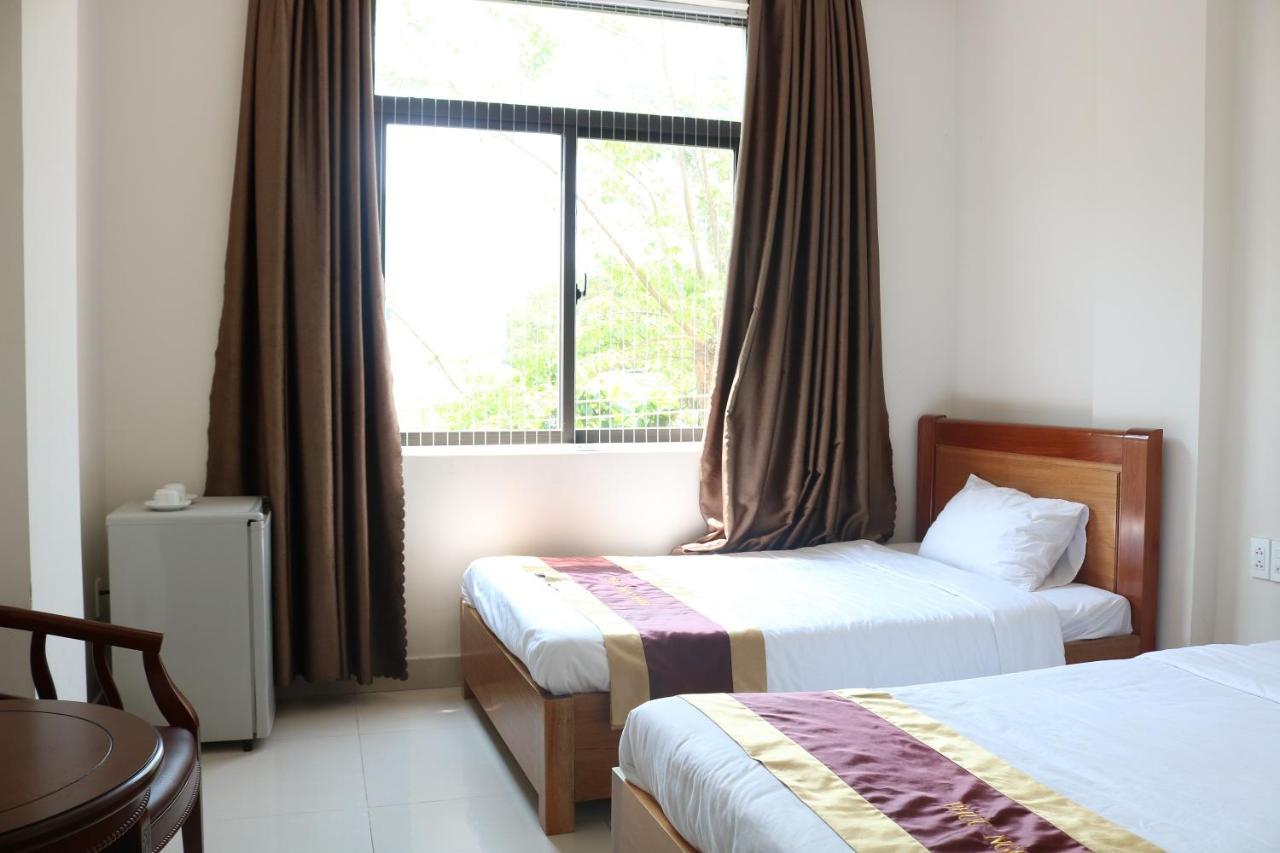 Phuc Ngoc Hotel Дананг Экстерьер фото